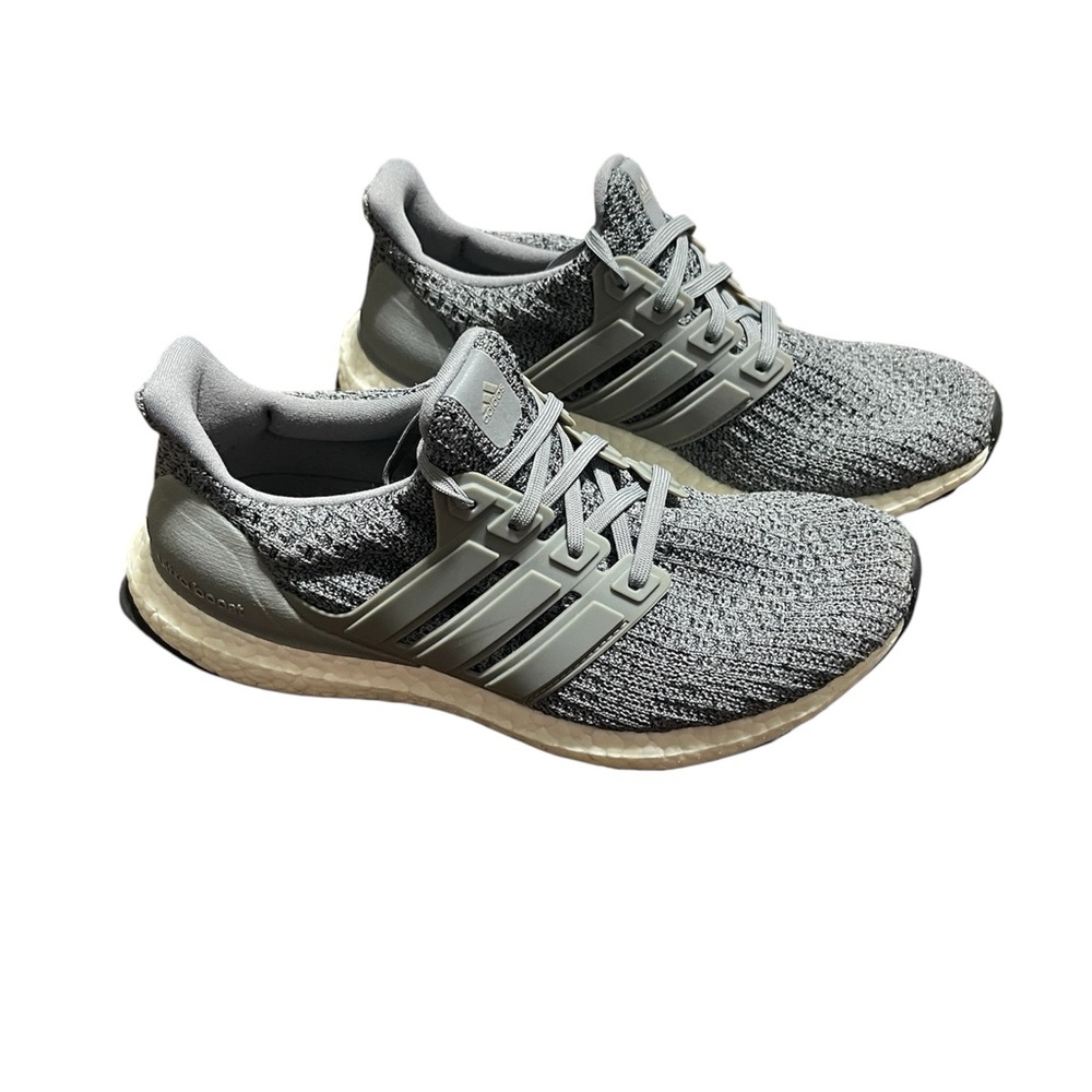 Men’s Adidas Ultra Boost DNA Grey Size 6